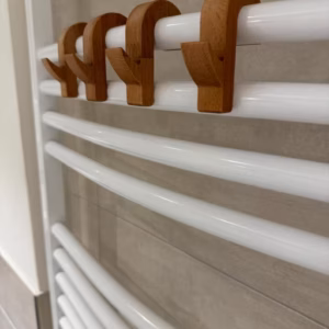 4er Set BUCHE HOLZ Bad Handtuchhalter für Handtuchhaken Badheizung 72x62x23 mm