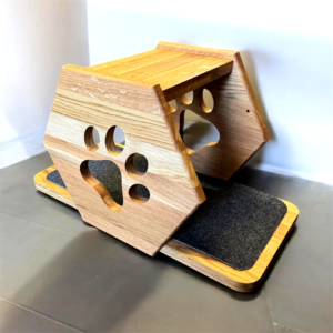 Katzenbalkon Katzenbett Etage Eiche Holz massiv GEÖLT FSC zertifiziert Katzenhaus inkl. und eingelegter Teppich zum Kratzen